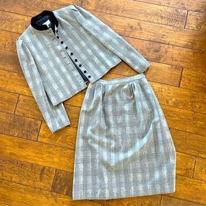 1980s Vintage Saks Fifth Avenue Princess Diana suit